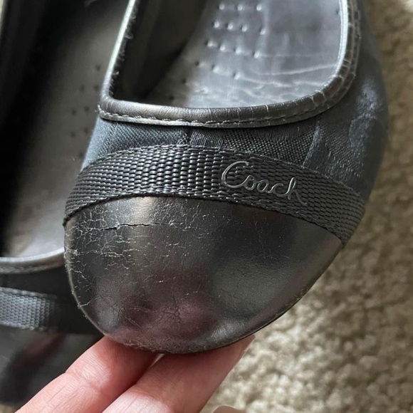 🖤COACH Flats Size 7 Iconic Logo Monogram Black/Gunmetal Pls read description🖤 - Picture 4 of 9